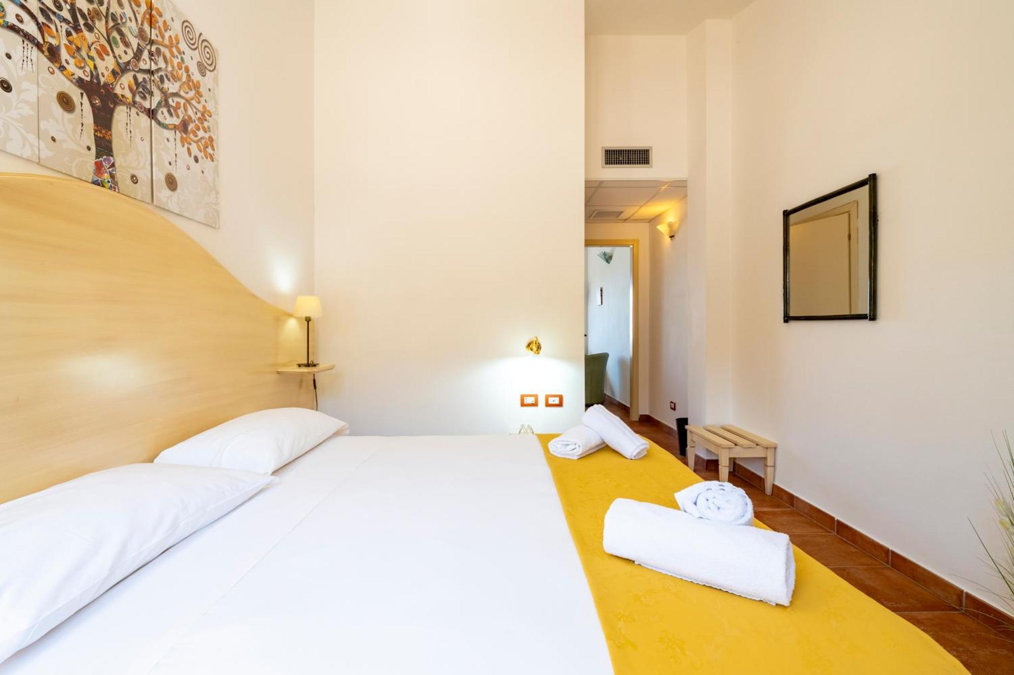 Hotel Marie Claire ลานูเซ ภายนอก รูปภาพ